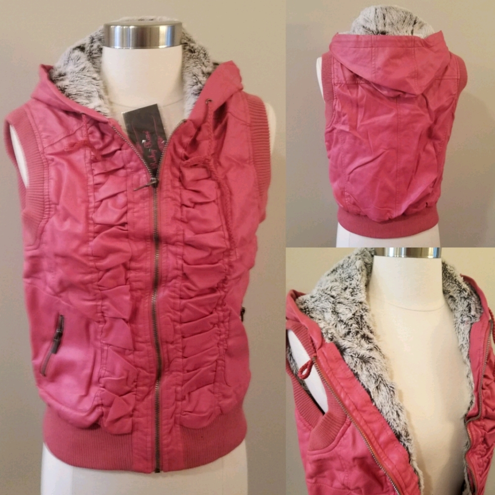 Pink vegan leather vest with faux fur lining and hood sz Large NEW